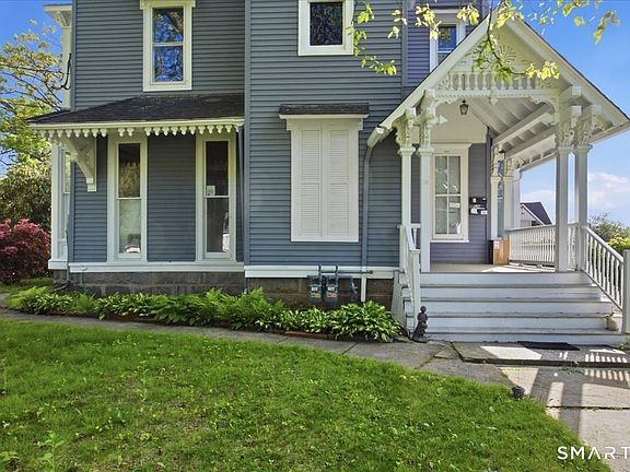 4th image of 116 Deer Hill Avenue