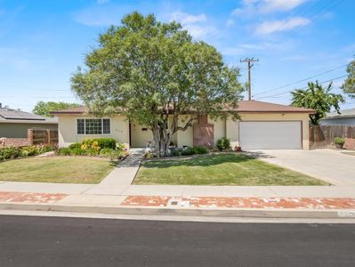 2112 E Lemmon Way, Hanford, CA, 93230