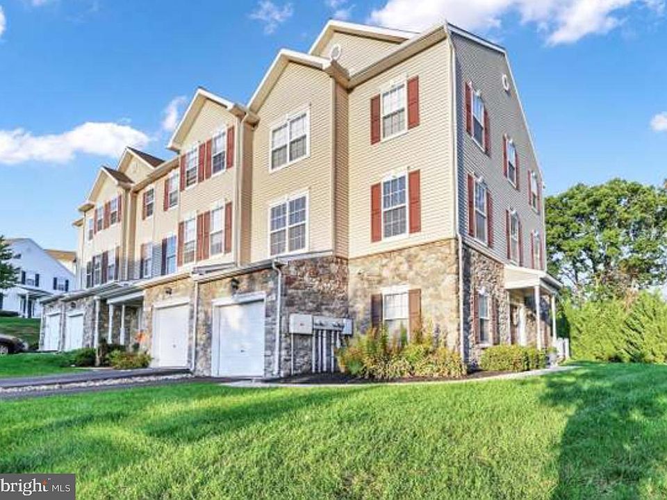 1st image of 427 Marion Rd #427