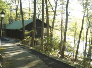 19 Camp Collins Rd, Putnam Valley, NY 10579