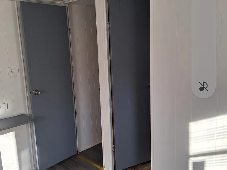 4761 Register Rd — Photo 3