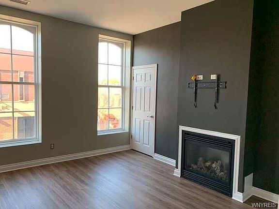 2nd image of 12 E Main St