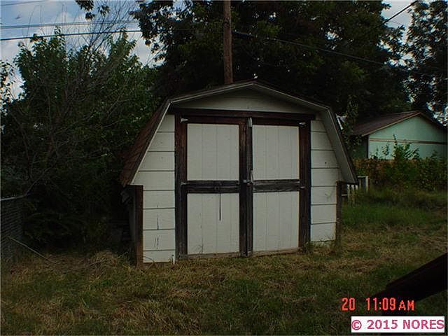 2nd image of 1319 NE 3rd St