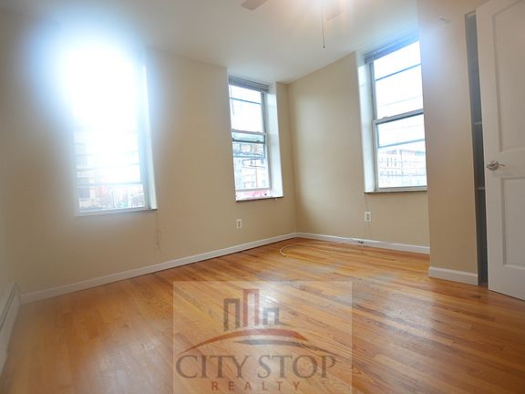 3rd image of 42-01 30th Ave #2F