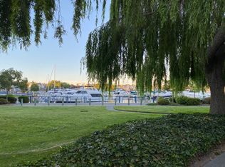 272 E 2nd St, Benicia, CA 94510