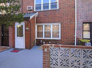 68-18 Groton St #1, Forest Hills, NY 11375