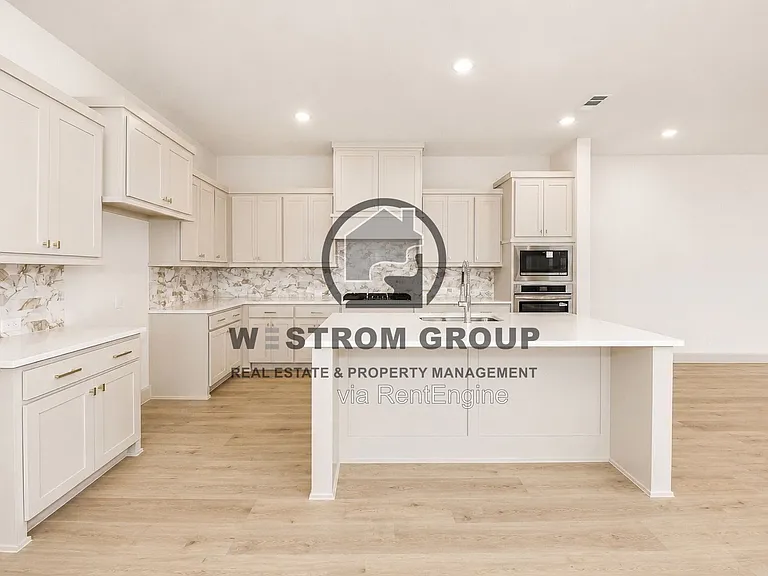 320 Walker Pkwy — Photo 11