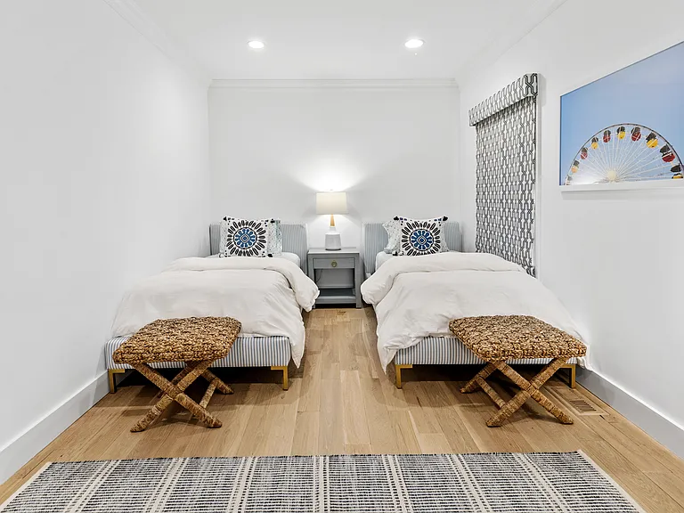 81 Leos Ln — Photo 22