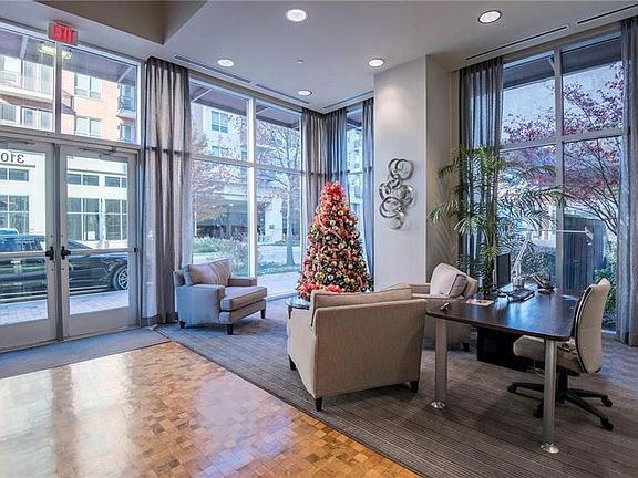 4th image of 3100 W 7th St APT 808