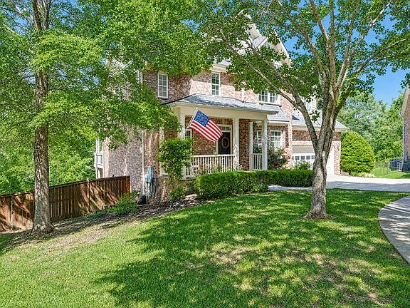 2nd image of 225 Springhaven Ct