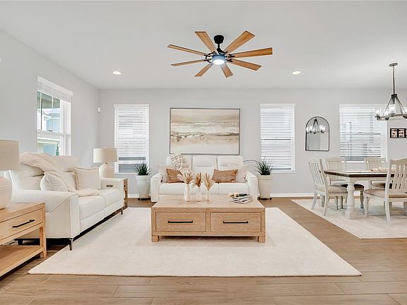 3rd image of 635 Cheval Ln