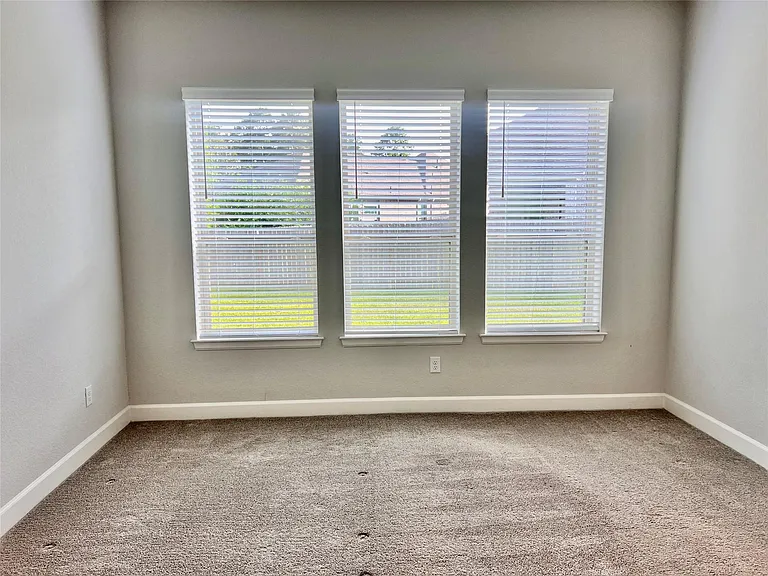 165 Hidden Peak Dr — Photo 14
