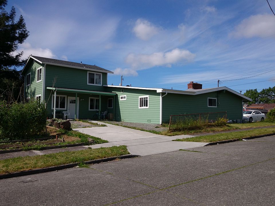 2nd image of 6852 27th Ave S