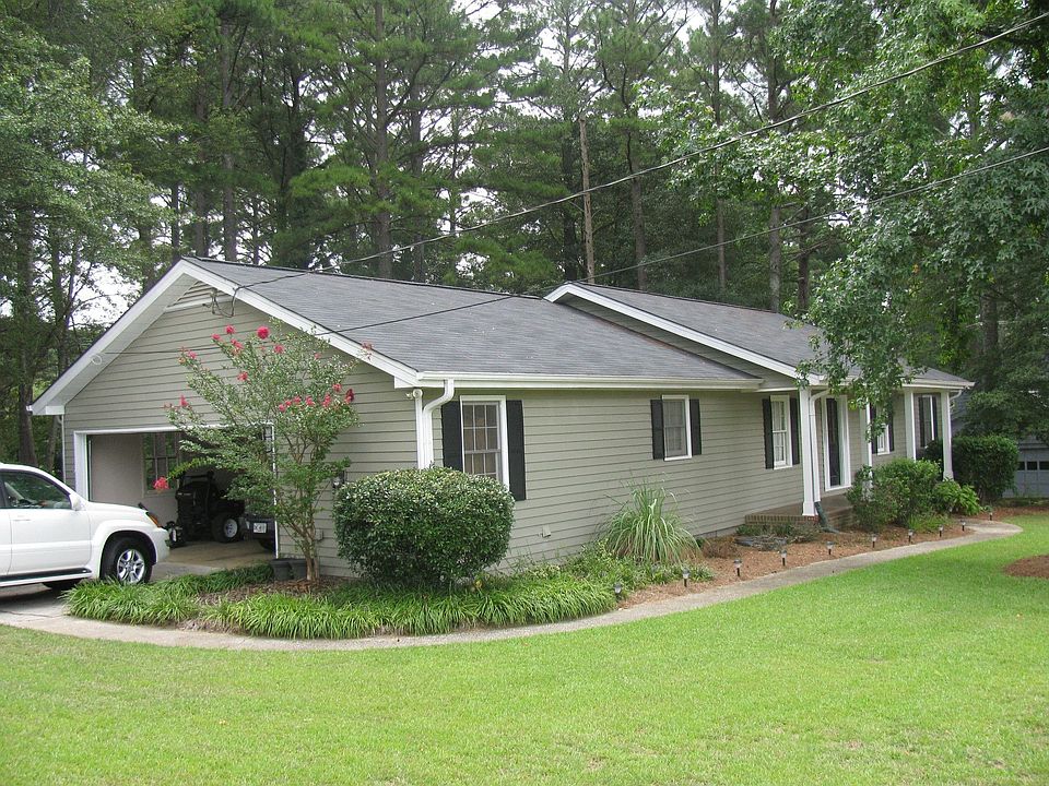 1st image of 3550 Clubhouse Ln SE