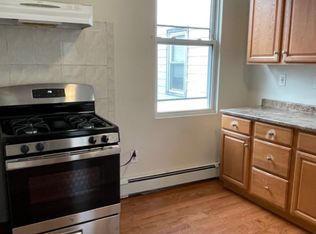 75 Putnam St #1R, Boston, MA 02128