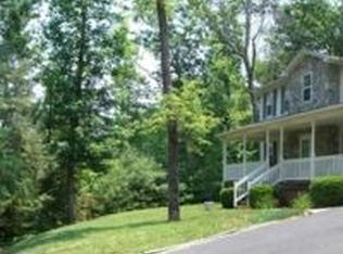 407 Plantation Dr, Marion, NC 28752