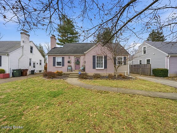 2nd image of 210 N Hubbards Ln