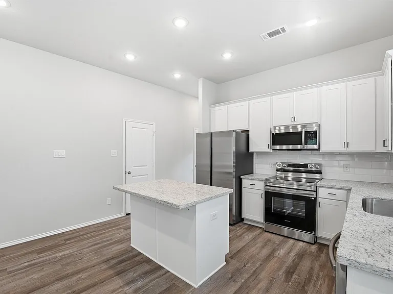 10176 Barberry St — Photo 9