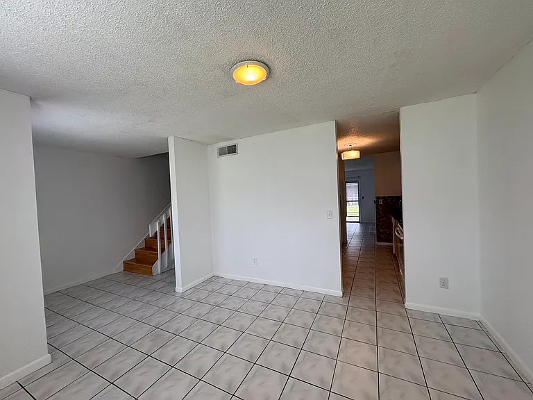 5159 Picadilly Circus Ct — Photo 5