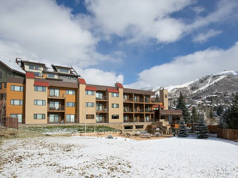 2200 Apres Ski Way #2-ID1564307P — Photo 44