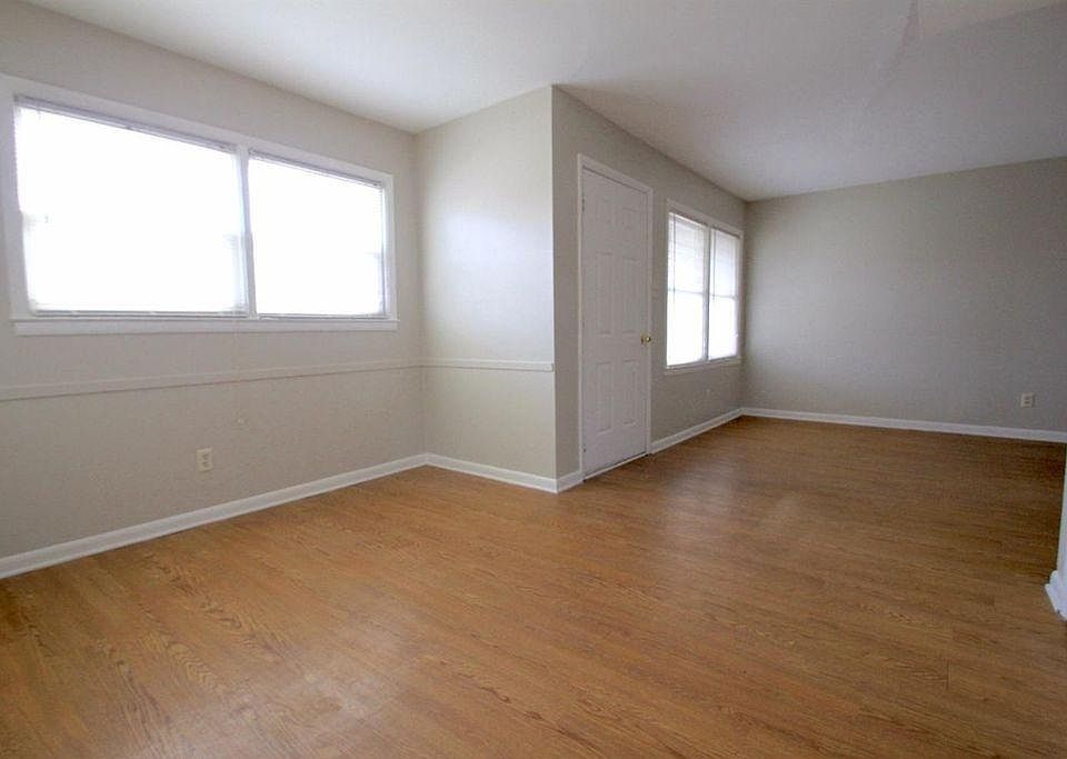 1st image of 1823 Augusta Dr APT 6