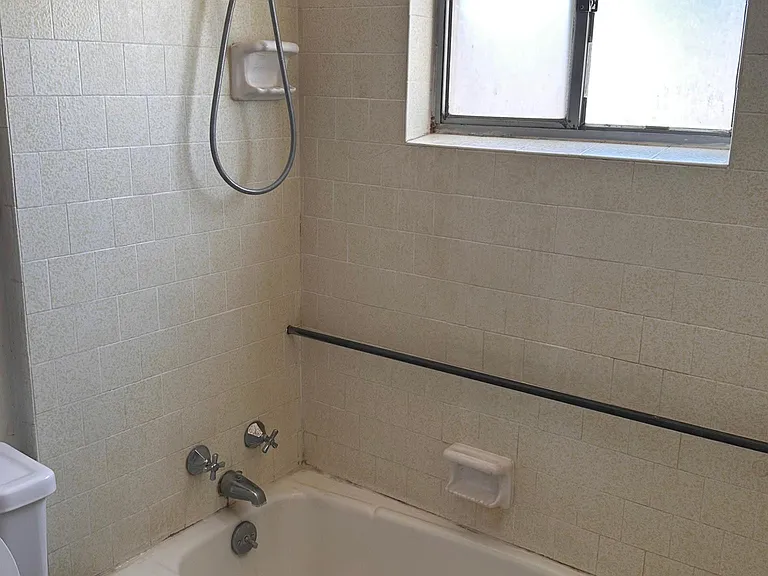1280 Pennsylvania Ave — Photo 11