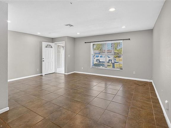 4th image of 1413/1415 SE 23rd PL