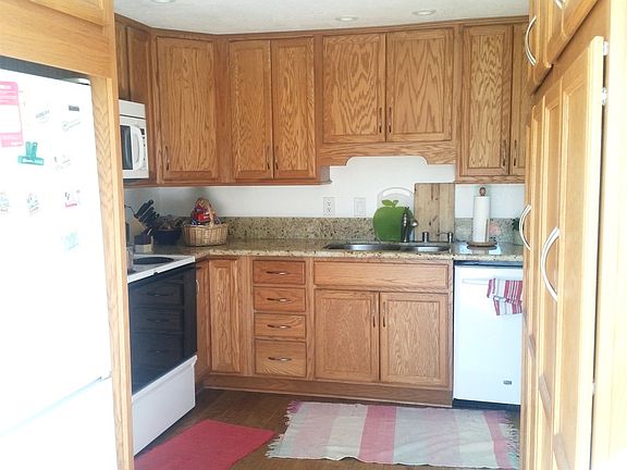 3rd image of 1253 N Mollison Ave Unit D