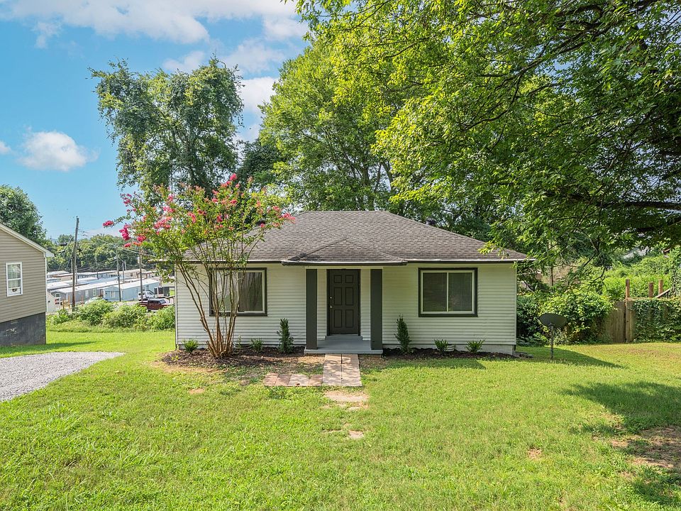 1st image of 139 Darnell Pl