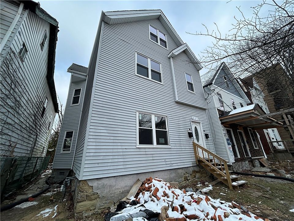 1st image of 849 Rebecca Ave