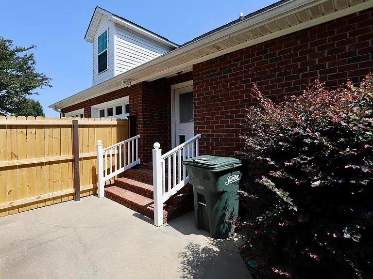 595 Saint Augustine Dr — Photo 105