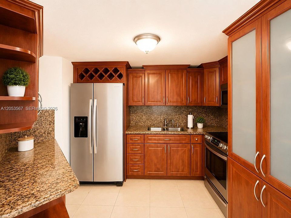 1st image of 825 Brickell Bay Dr APT 1245
