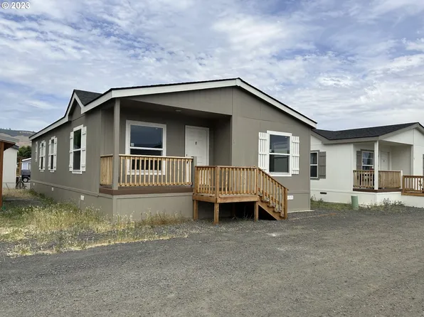 3319 W 10th St, The Dalles, OR 97058