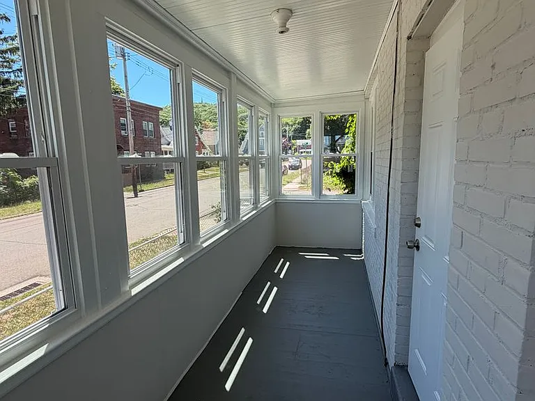 1 Webb St — Photo 8