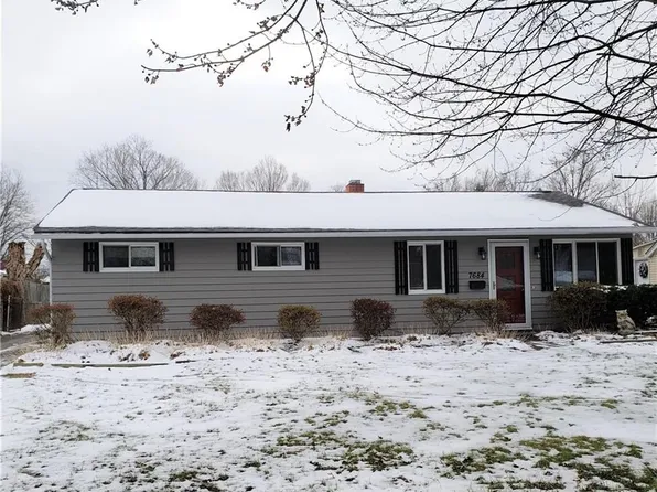 7684 Goldenrod Dr, Mentor On The Lake, OH 44060