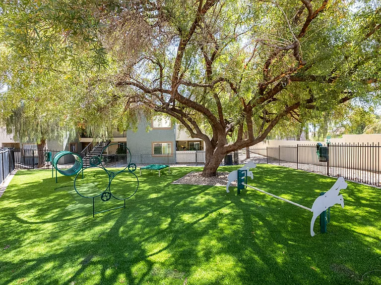 Onsite Dog Park at Sunset Winds Apartments in Henderson, NV 89014