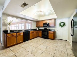5003 W Mercer Ln, Glendale, AZ 85304