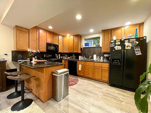 2nd image of 2632 N Fairfield Ave #G