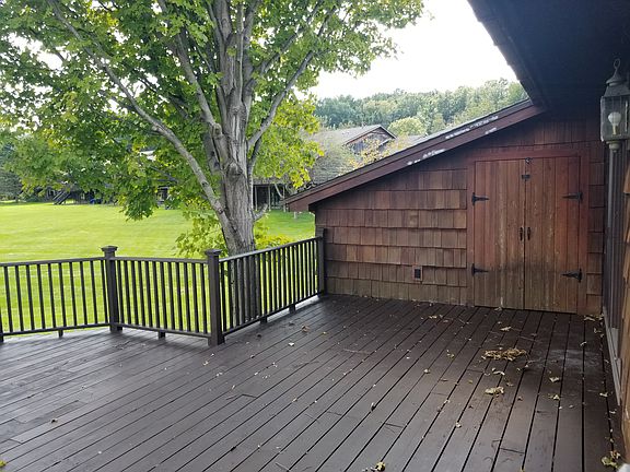 3rd image of 4824 Calvary Green Dr