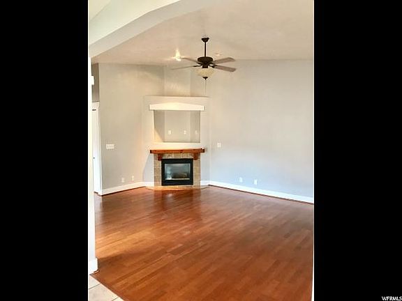 5th image of 4480 S Kelmscott Ln APT B