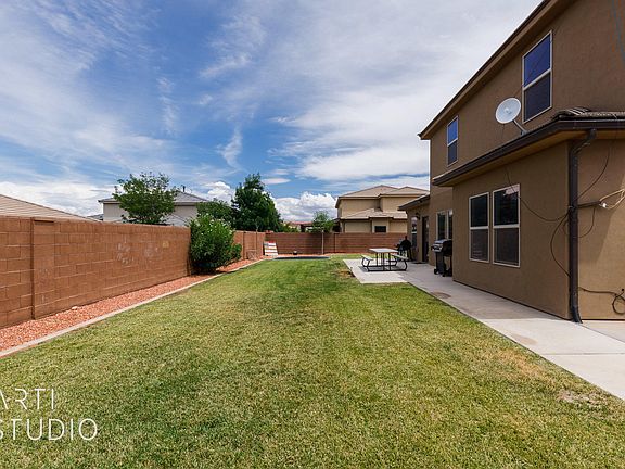5th image of 2963 E Carmine Dr