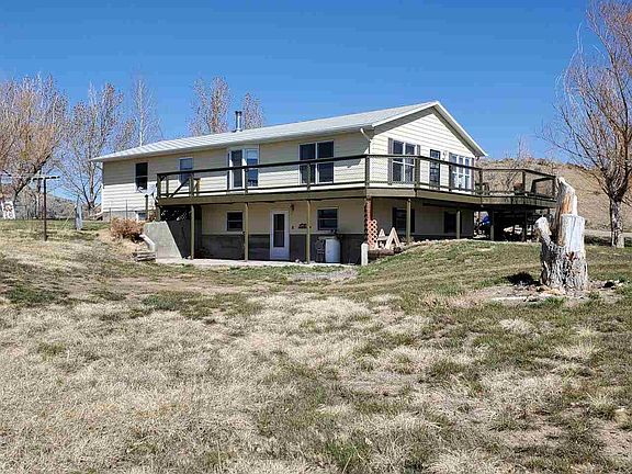 2nd image of 664 Sunnyside Ln
