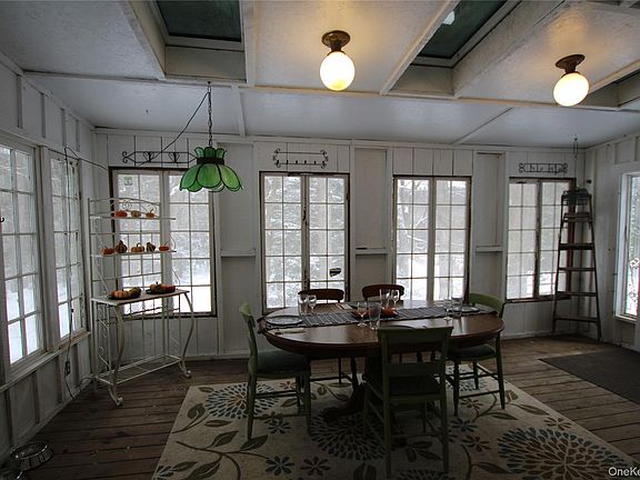 4th image of 446 Shandelee Road