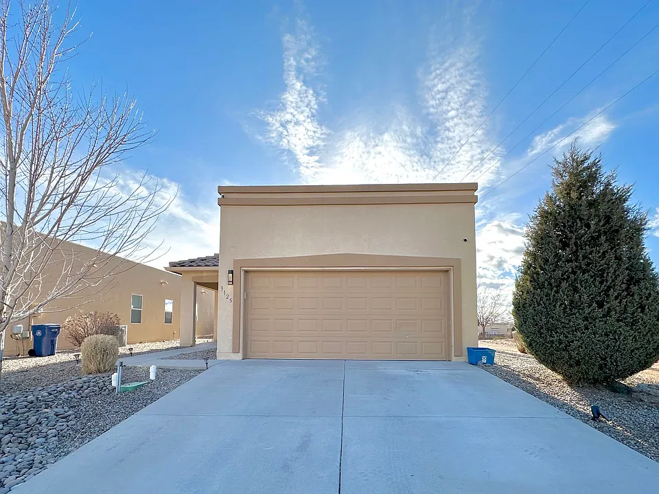 3125 Floras Del Sol St