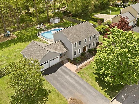 2nd image of 10 Split Creek Ct