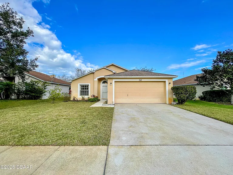 342 Dahoon Holly Dr — Photo 2