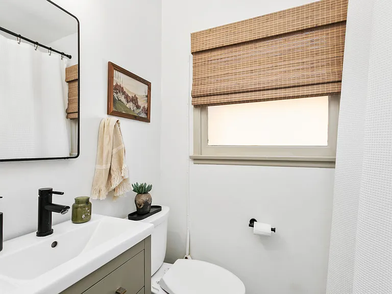 1803 Midvale Dr — Photo 13