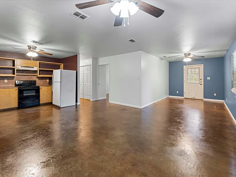 230 Private Road 7422 #230 — Photo 26
