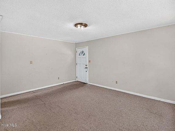 4th image of 8206 Sidbury Road