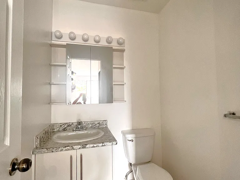 2232 McAllister Ave — Photo 9